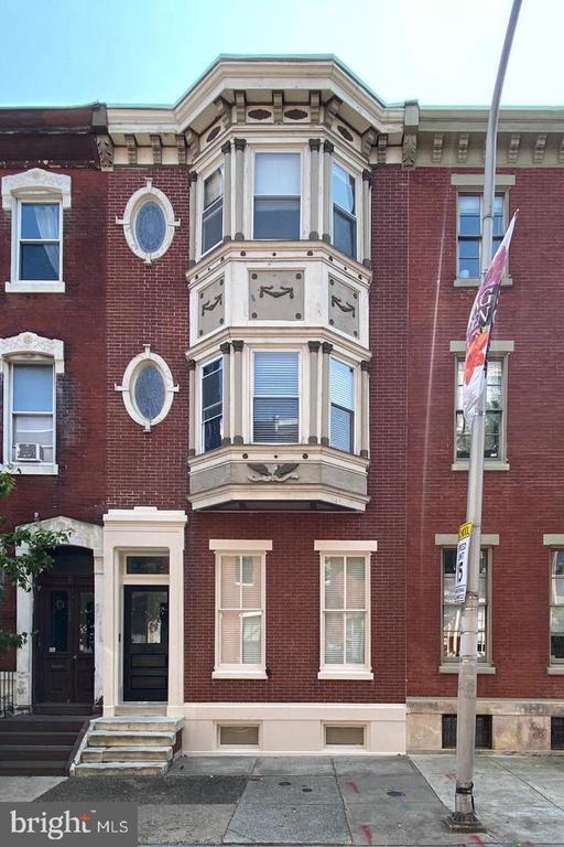 property at 1728 Mt Vernon St