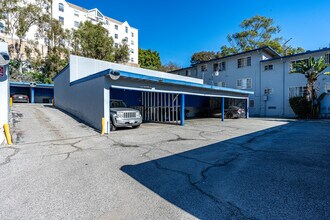 The Montville in Los Angeles, CA - Foto de edificio - Building Photo