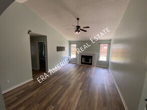 192 Wright Cir in Niceville, FL - Building Photo - Building Photo