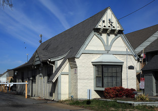 The Crossing at Southern Hills in Tulsa, OK - Building Photo - Building Photo