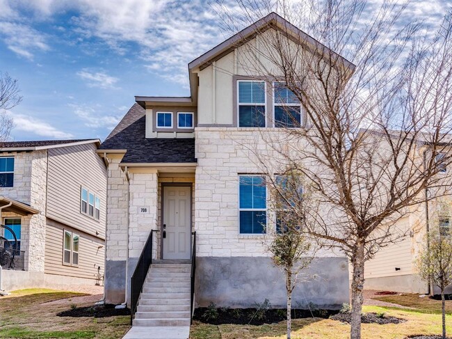 708 Lone Peak Wy in Dripping Springs, TX - Building Photo - Building Photo