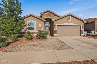 1408 Dominic Anakin Dr in El Paso, TX - Building Photo - Building Photo