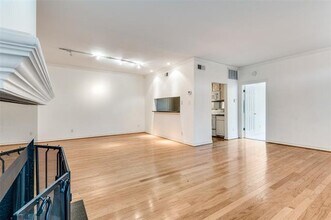 3208 Cole Ave in Dallas, TX - Building Photo - Building Photo