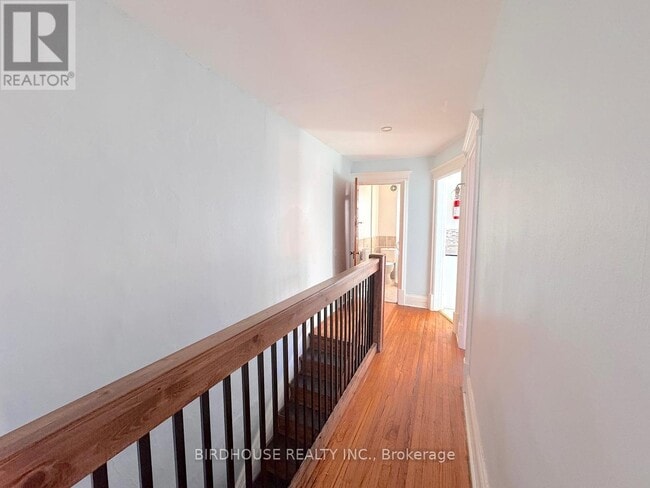 23 Cambridge St S in Kawartha Lakes, ON - Building Photo - Building Photo