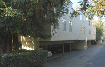 2006 Klamath Ave in Santa Clara, CA - Building Photo - Building Photo