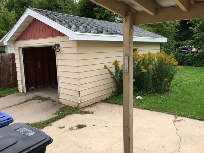 property at 751 Vine Ave