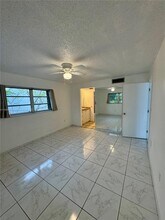 1900 Meridian Ave in Miami Beach, FL - Building Photo - Building Photo