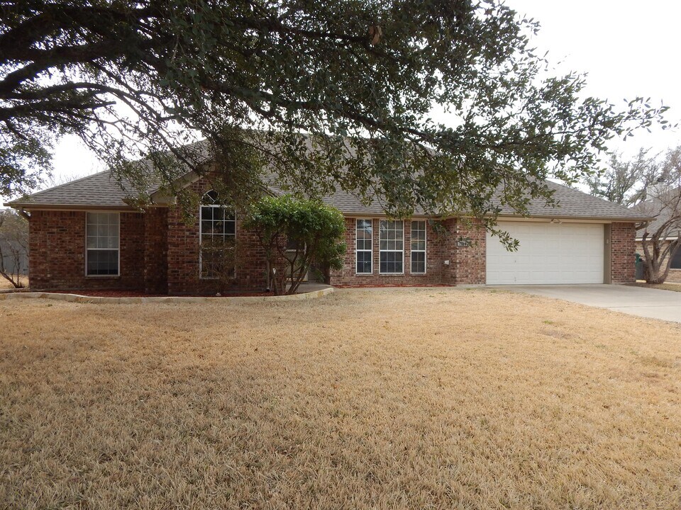 1810 McGinnis Ct in Harker Heights, TX - Building Photo