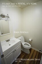 1072 Meadowlark Dr in Harrisonburg, VA - Building Photo - Building Photo