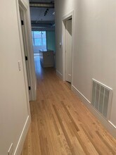 1000 W Adams St, Unit 3 bedroom w. doorman in Chicago, IL - Building Photo - Building Photo