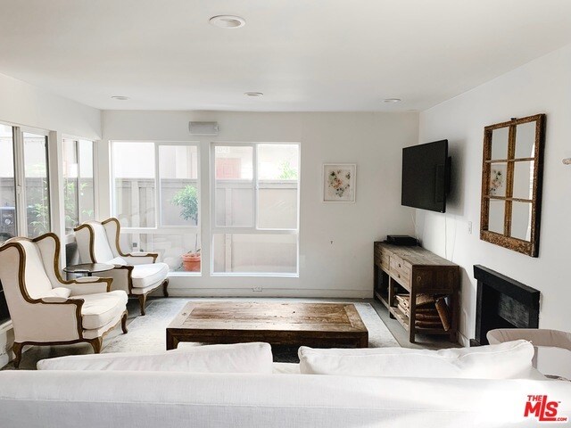 2508 Arizona Ave-Unit -3 in Santa Monica, CA - Building Photo