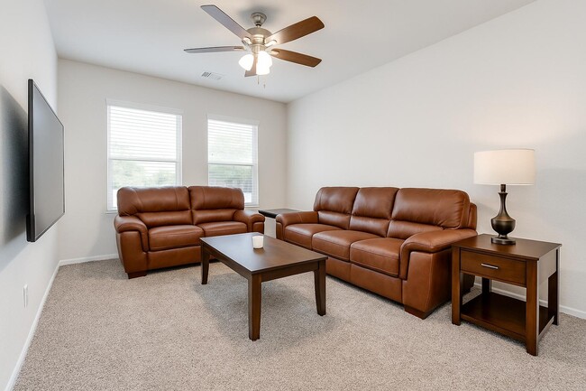 1166 Magnolia Branch Ln in Tomball, TX - Building Photo - Building Photo