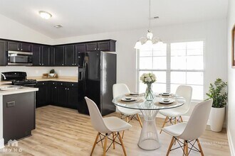 201 Bermuda Lakes Dr in Meridianville, AL - Building Photo - Building Photo