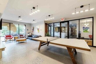 Yugo Minneapolis 412 Lofts in Minneapolis, MN - Building Photo - Building Photo