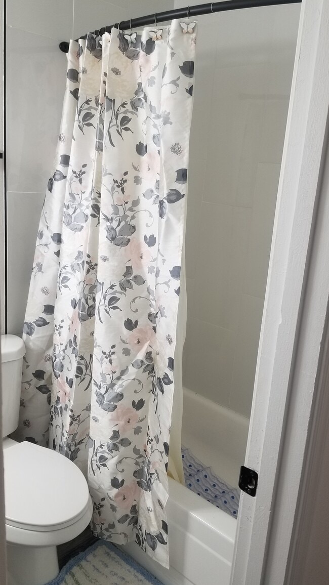 property at 8617 E Garfield St