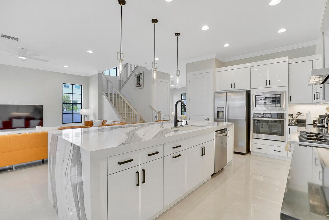 13468 Bernoulli Wy in Palm Beach Gardens, FL - Building Photo