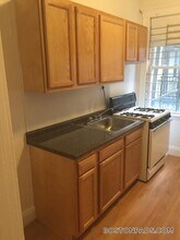 1634 Commonwealth Ave, Unit 6 in Boston, MA - Foto de edificio - Building Photo