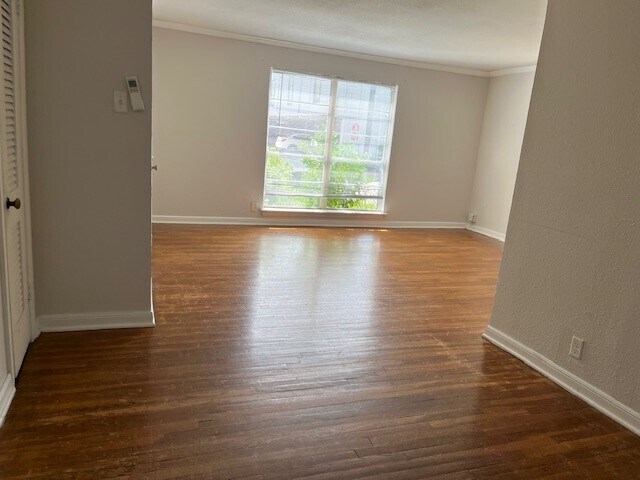 property at 1923 McDuffie St