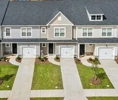 3805 Yorkshire Pl in Lake Norman of Catawba, NC - Building Photo