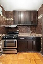 570 Grand St in New York, NY - Building Photo