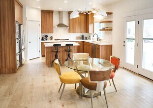 7252 S 1035 E in Midvale, UT - Building Photo - Building Photo