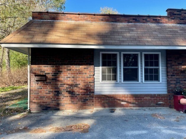 239 Main St in Winchendon, MA - Building Photo