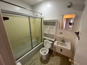 4220 E Johnson Ave in Pensacola, FL - Building Photo - Building Photo