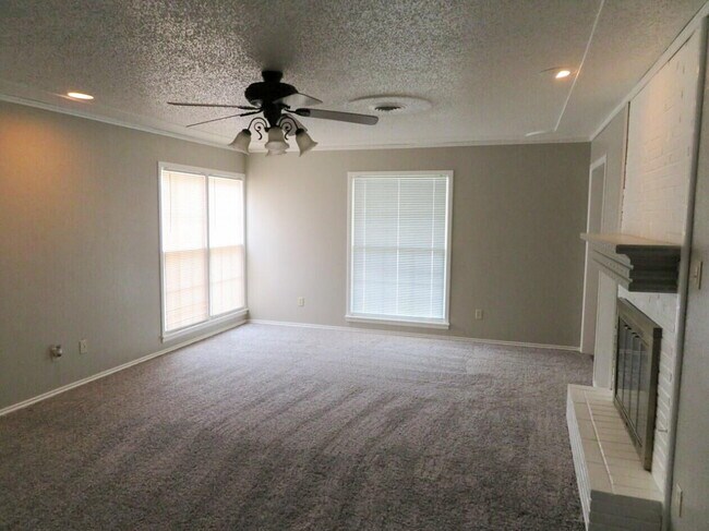 5018 14th St in Lubbock, TX - Building Photo - Building Photo