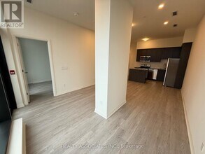 3006 William Cutmore Blvd in Oakville, ON - Building Photo - Building Photo