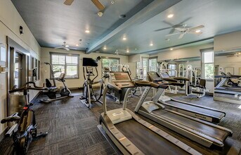 The Highlands at Wynhaven in Issaquah, WA - Building Photo - Building Photo