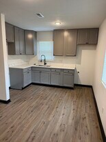 2020 Val Vista Ct in Dayton, OH - Building Photo