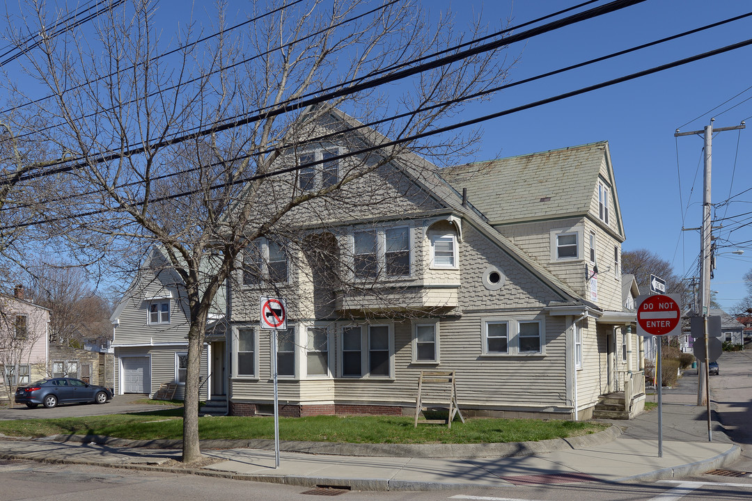 25 Elm St in Quincy, MA - Building Photo