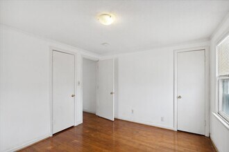 22107 15 Mile Rd in Clinton Township, MI - Building Photo - Building Photo