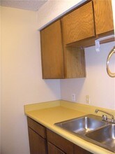 202 E 32nd St-Unit -11 in Austin, TX - Building Photo - Building Photo