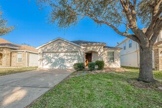 7814 Crestbrook Manor Ln in Cypress, TX - Building Photo - Building Photo