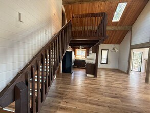 21683 Paloma Dr in Bend, OR - Building Photo - Building Photo