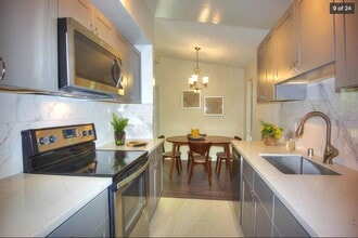 4285 George Ave in San Mateo, CA - Building Photo - Building Photo
