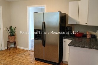 62 Fern St in Bangor, ME - Building Photo - Building Photo