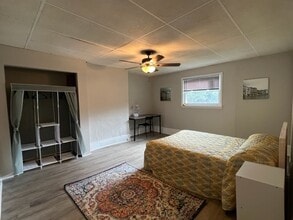 2240 Potomac Ave in Pittsburgh, PA - Building Photo - Building Photo