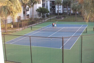 9044 W Atlantic Blvd in Coral Springs, FL - Building Photo - Building Photo