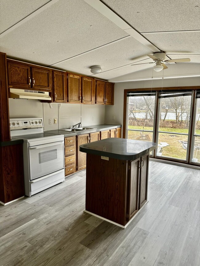 4617 US-60 in Morehead, KY - Building Photo - Building Photo