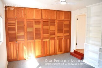 19002 Wallingford Ave N in Shoreline, WA - Building Photo - Building Photo