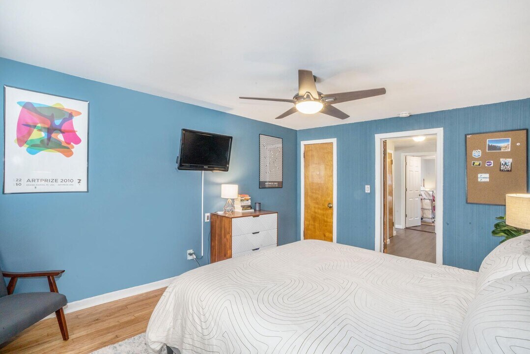 301 Gold Ave NW in Grand Rapids, MI - Building Photo