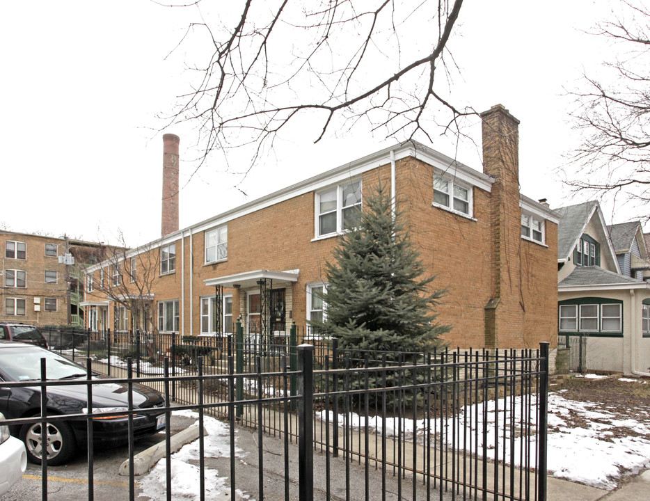 6223-6225 N Paulina St in Chicago, IL - Building Photo