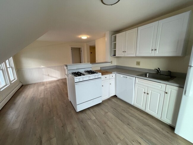 17 Union Ave in Wareham, MA - Building Photo - Building Photo