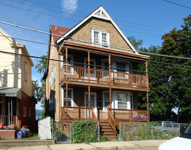 23 Hudson St in Tarrytown, NY - Foto de edificio - Building Photo