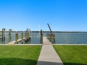828 Bay Point Dr in Madeira Beach, FL - Building Photo - Building Photo