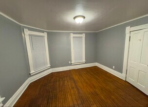 923 16th Ave in Rockford, IL - Building Photo - Building Photo