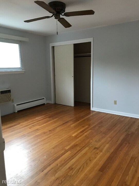 550 Whitney Ave in New Haven, CT - Building Photo