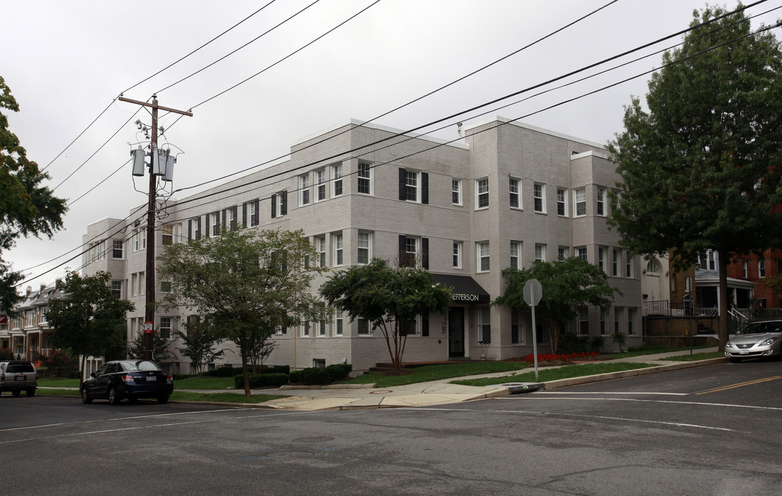 700 Jefferson St NW in Washington, DC - Building Photo